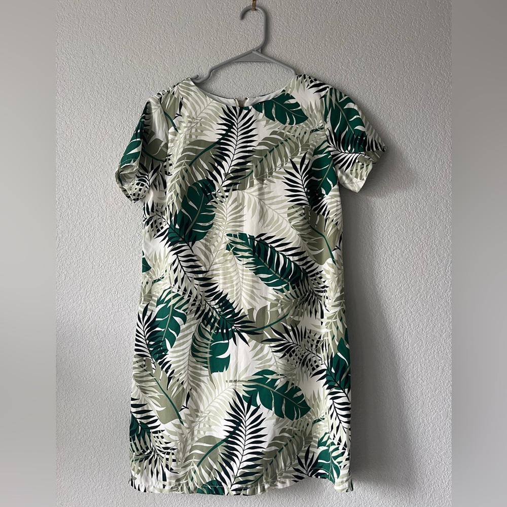 Lulu’s size small Tropical T-shirt dress